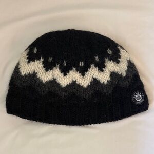 NWOT Icewear Icelandic Sheep Wool Fleece Lined Beanie Black Gray White